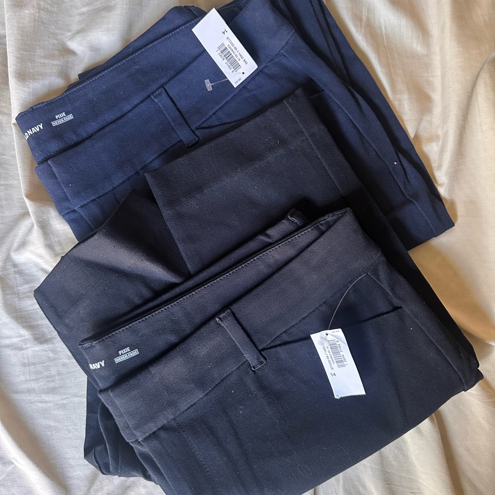 Old Navy Women's Pixie Pants - Navy and Black